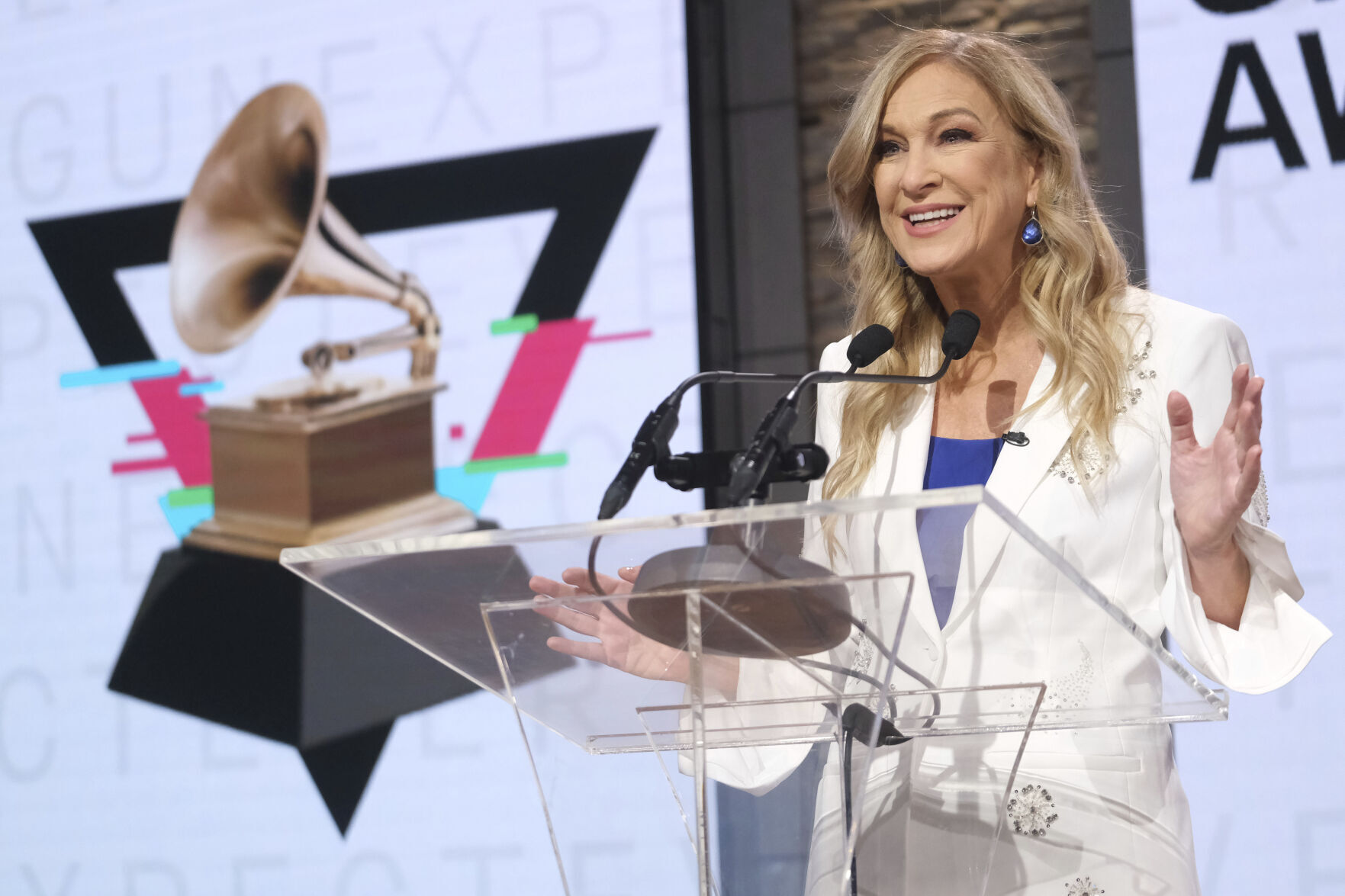 2020: Deborah Dugan